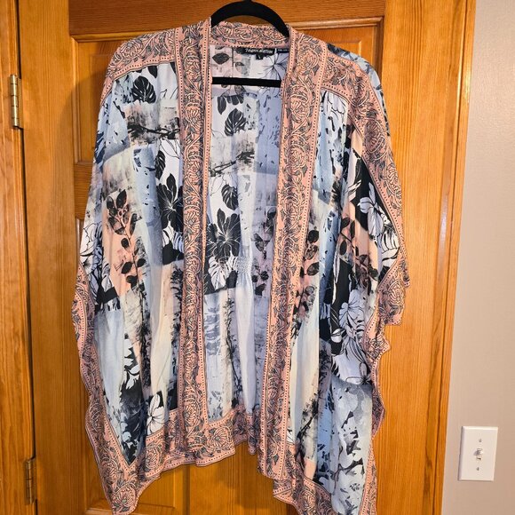 KIMONO - Picture 1 of 1